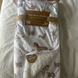 Anthropologie Tiny Farm Friends Reversible Baby Blanket in Cream and Brown